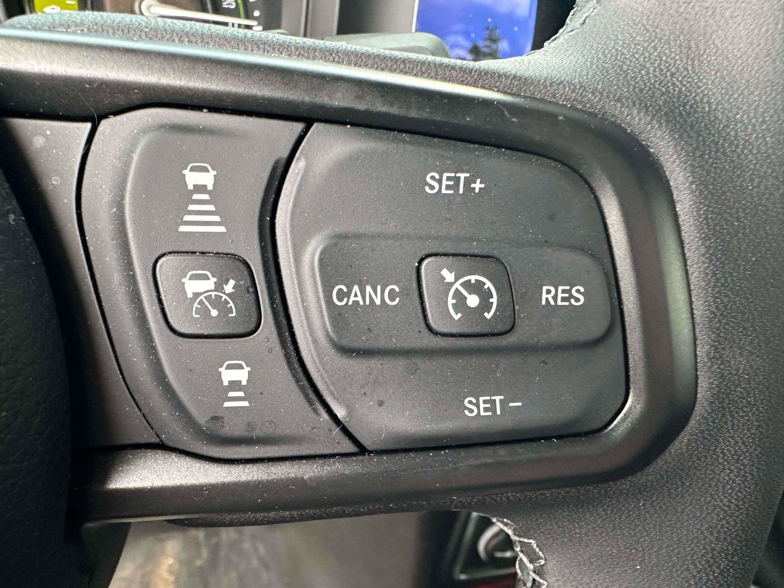 Used 2025 Jeep Wrangler Unlimited Sport S 4xe AWD/4WD image 19