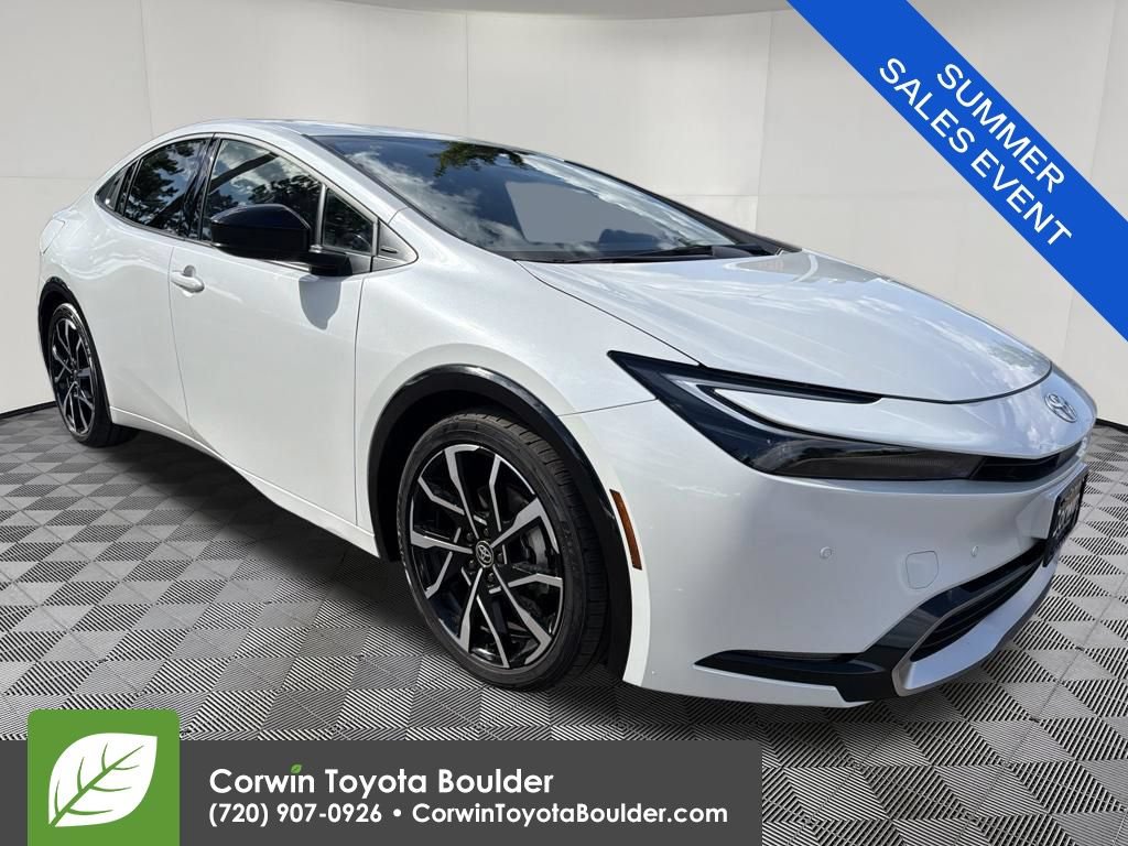 Used 2025 Toyota Prius Plug-In Hybrid FWD image 1