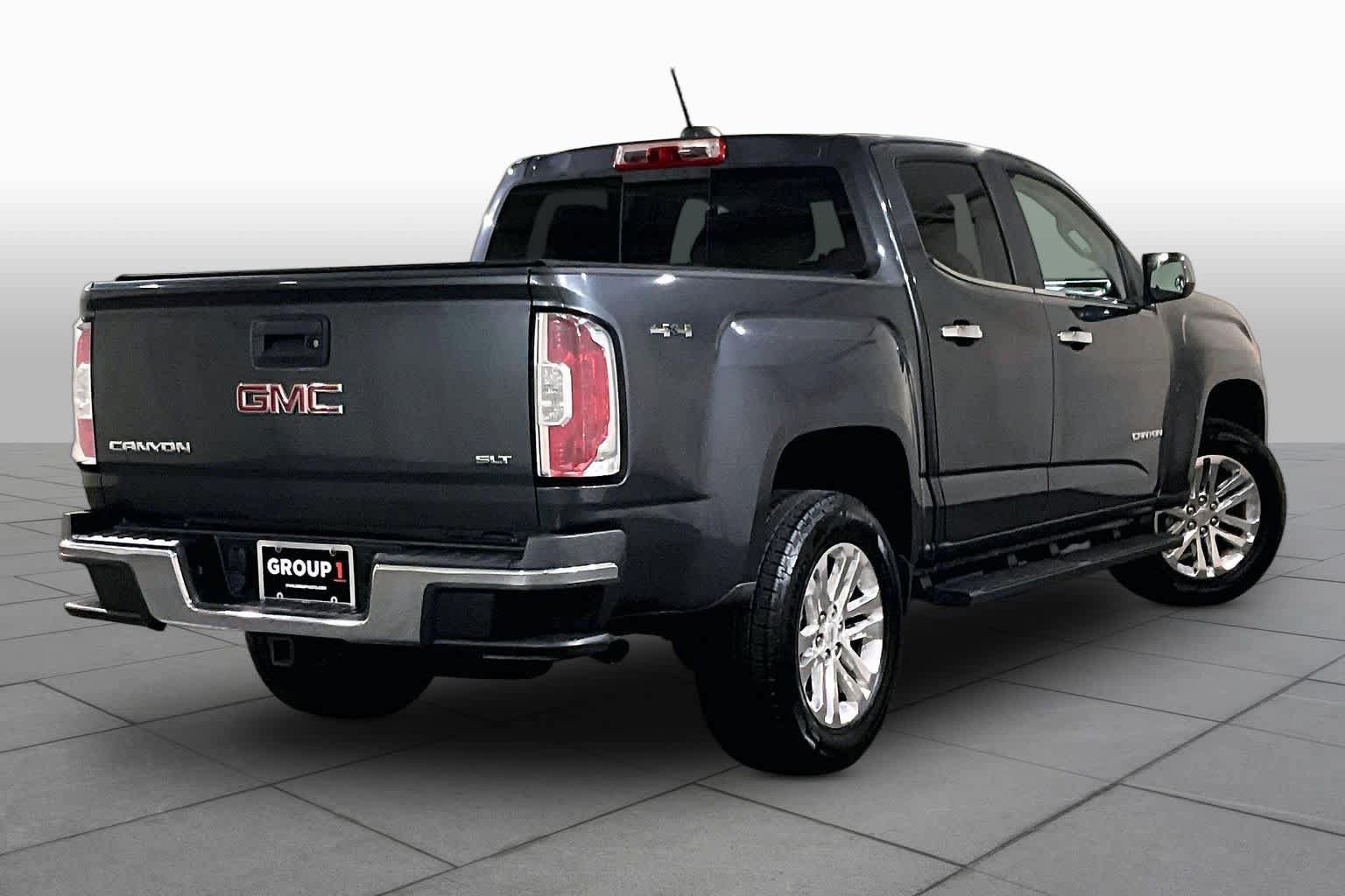 Used 2016 GMC Canyon SLT w/ Driver Alert Package AWD/4WD image 12