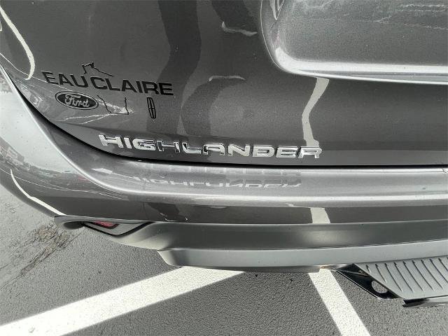 Used 2022 Toyota Highlander XLE image 10