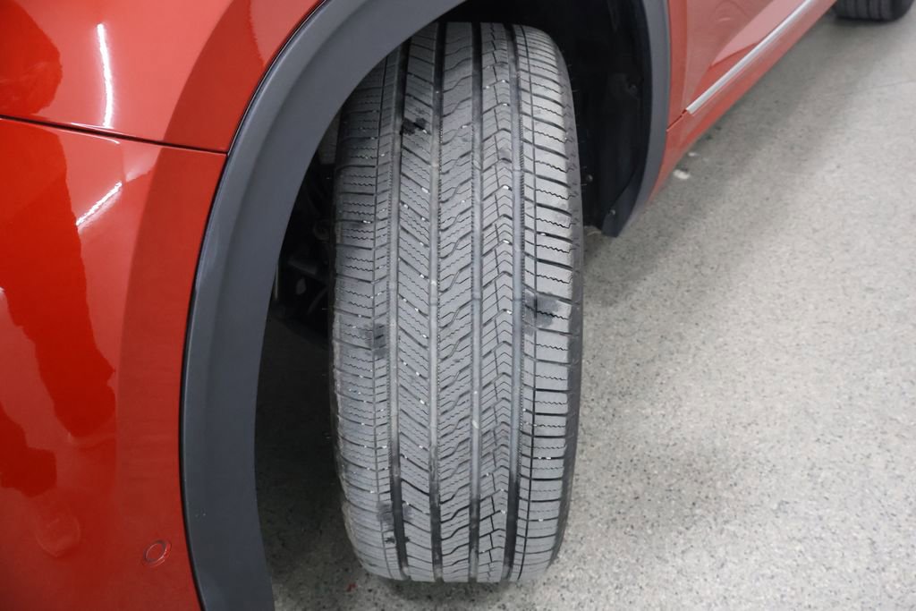 Used 2024 Volkswagen Atlas Cross Sport SEL Premium R-Line image 4