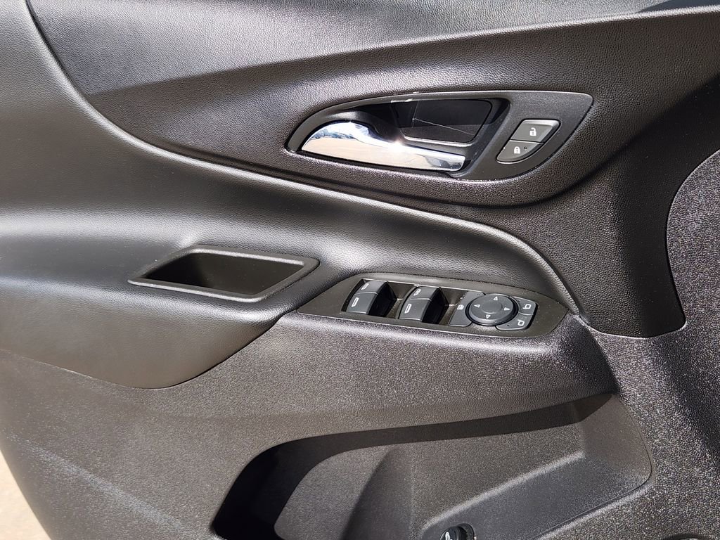 Used 2021 Chevrolet Equinox LT image 28