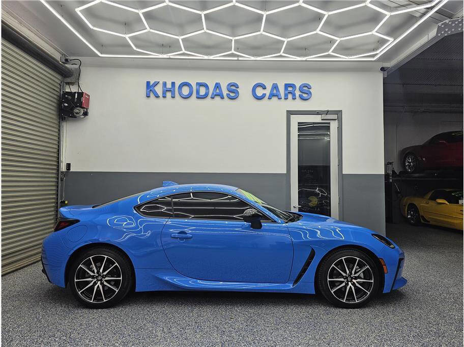 Used 2023 Toyota GR86 w/ ALL Weather Mat Package (TMS) image 5