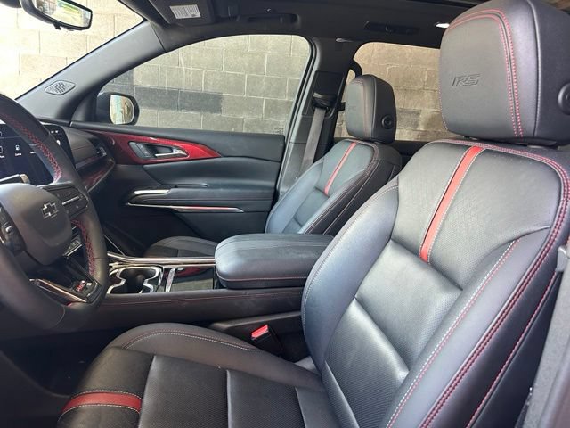 Used 2024 Chevrolet Traverse RS w/ LPO, Floor Liner Package FWD image 13