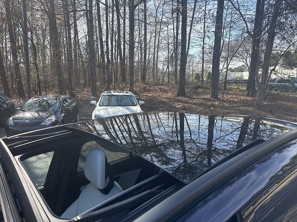 Used 2023 Mercedes-Benz GLC 300 4MATIC image 7