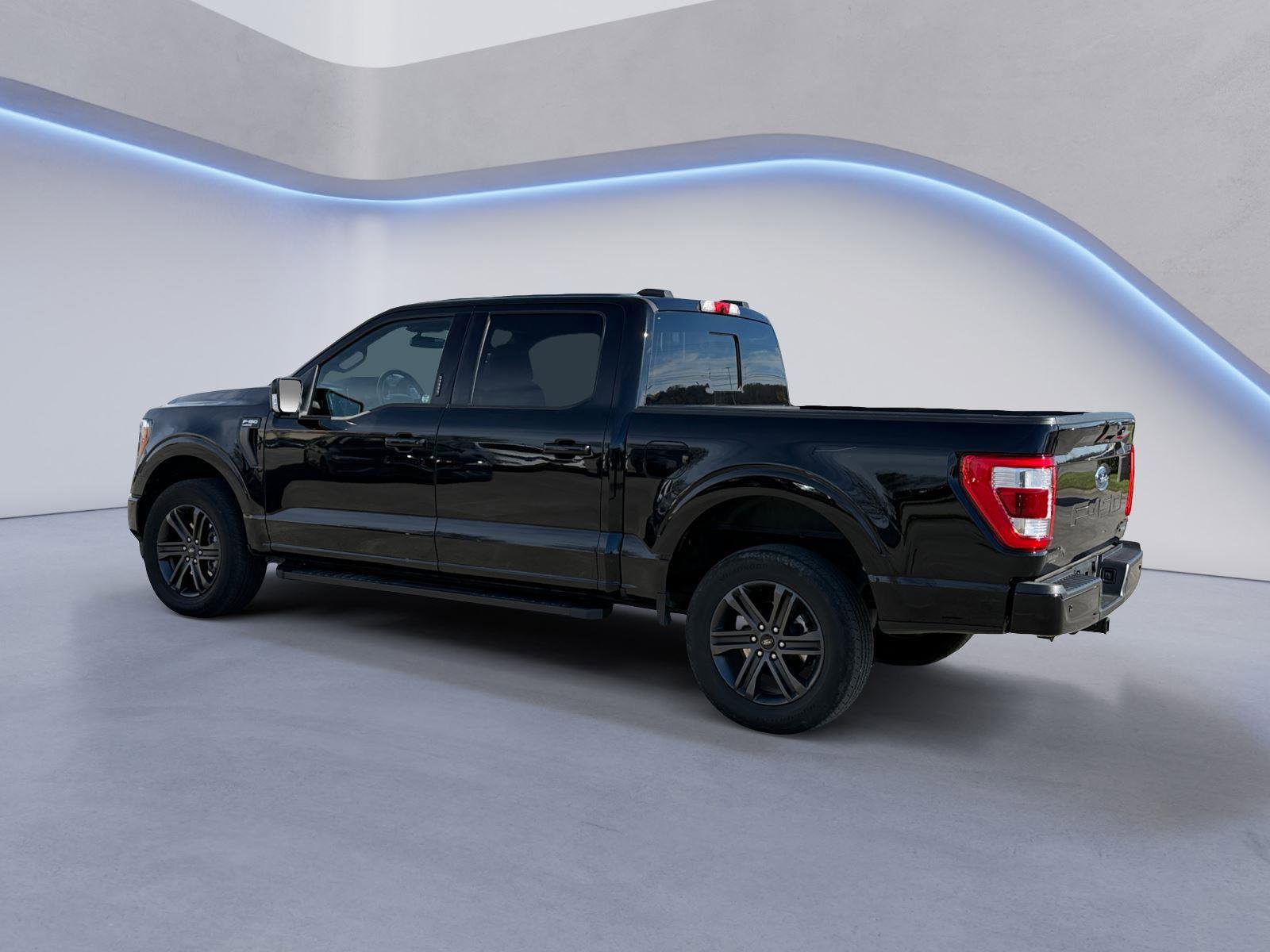 Used 2022 Ford F150 Lariat image 9