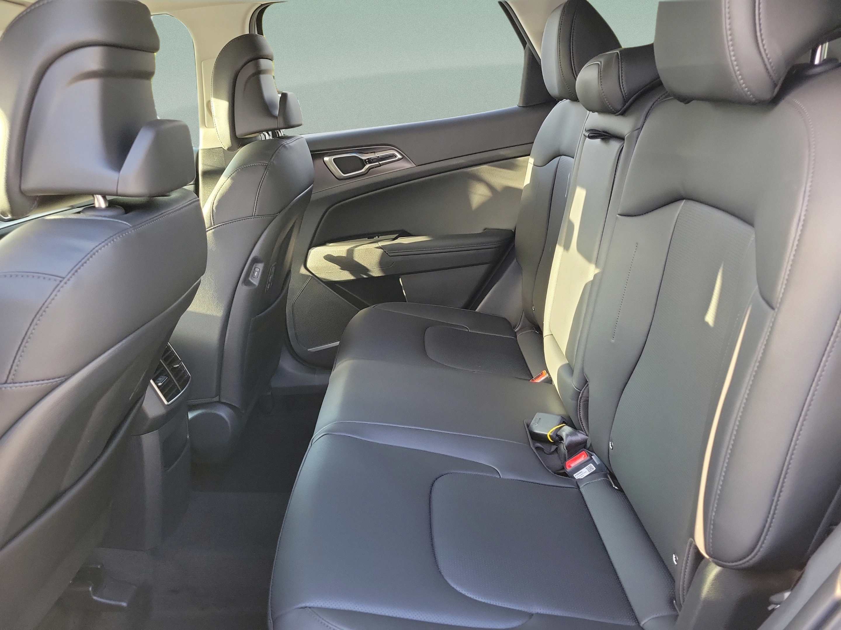 New 2027 Kia Sportage EX FWD image 6