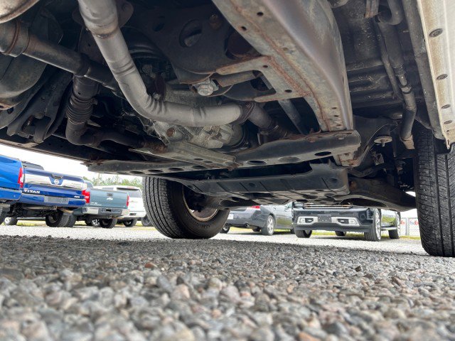 Used 2005 Toyota Land Cruiser AWD/4WD image 27