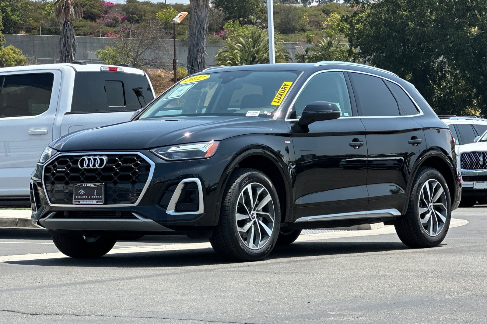 Used 2022 Audi Q5 2.0T Premium w/ Convenience Package AWD/4WD image 7
