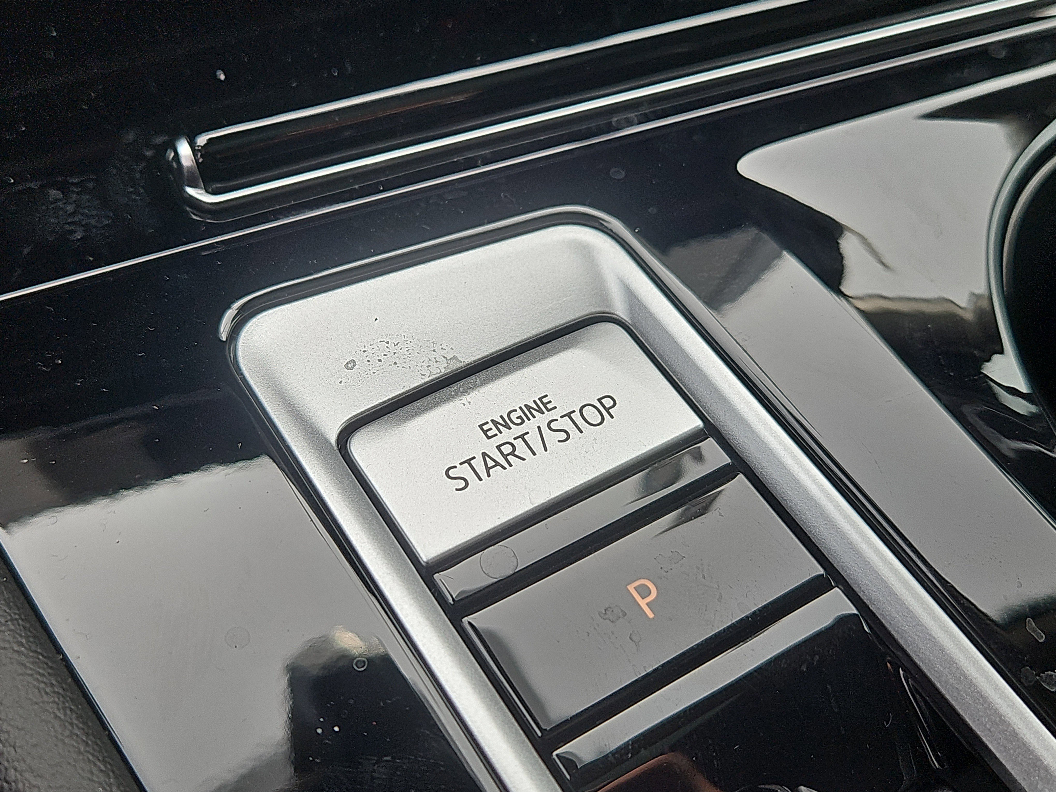 New 2026 Volkswagen Atlas SEL Premium R-Line image 16