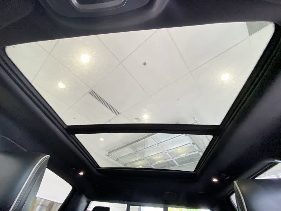 Used 2019 RAM 1500 Laramie w/ Sport Appearance Package AWD/4WD image 24