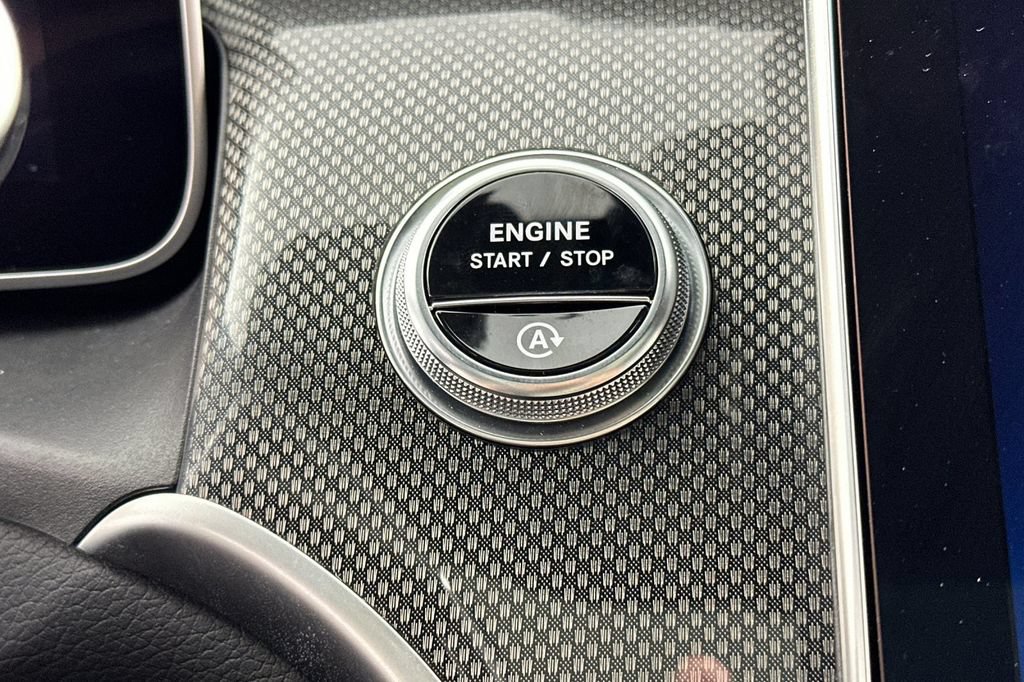 Certified 2024 Mercedes-Benz GLC 300 4MATIC image 27