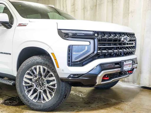 New 2026 Chevrolet Suburban Z71 w/ Comfort Package AWD/4WD image 3