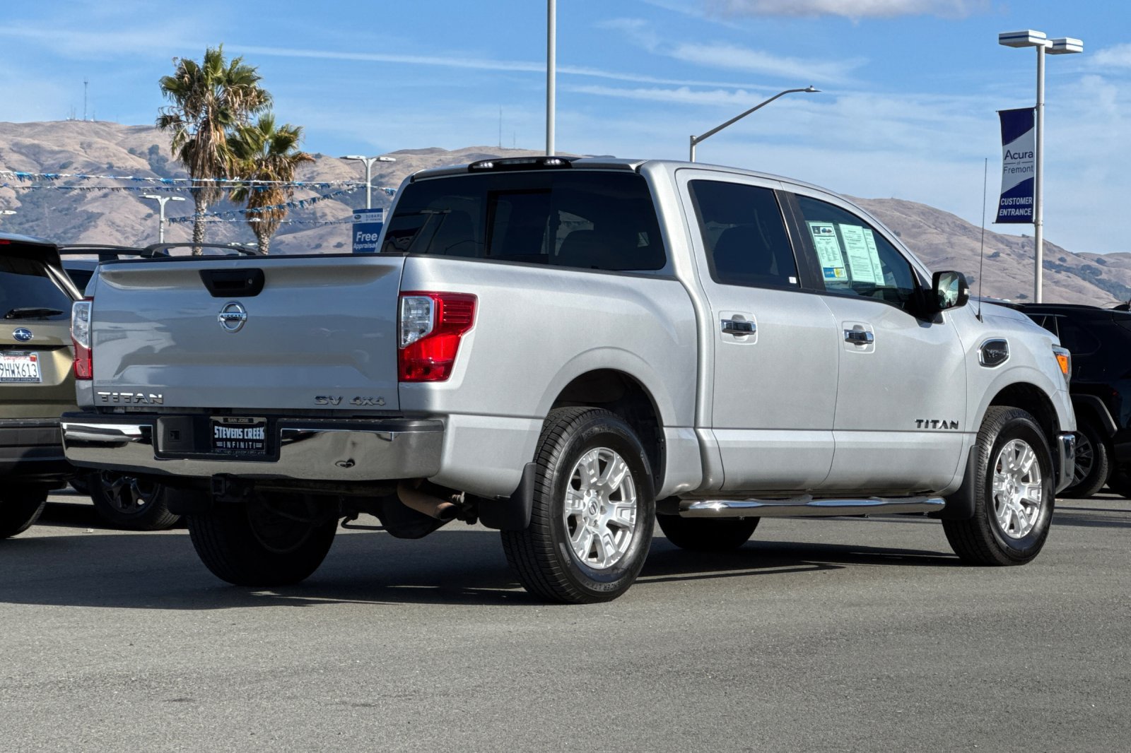 Used 2017 Nissan Titan SV AWD/4WD image 4