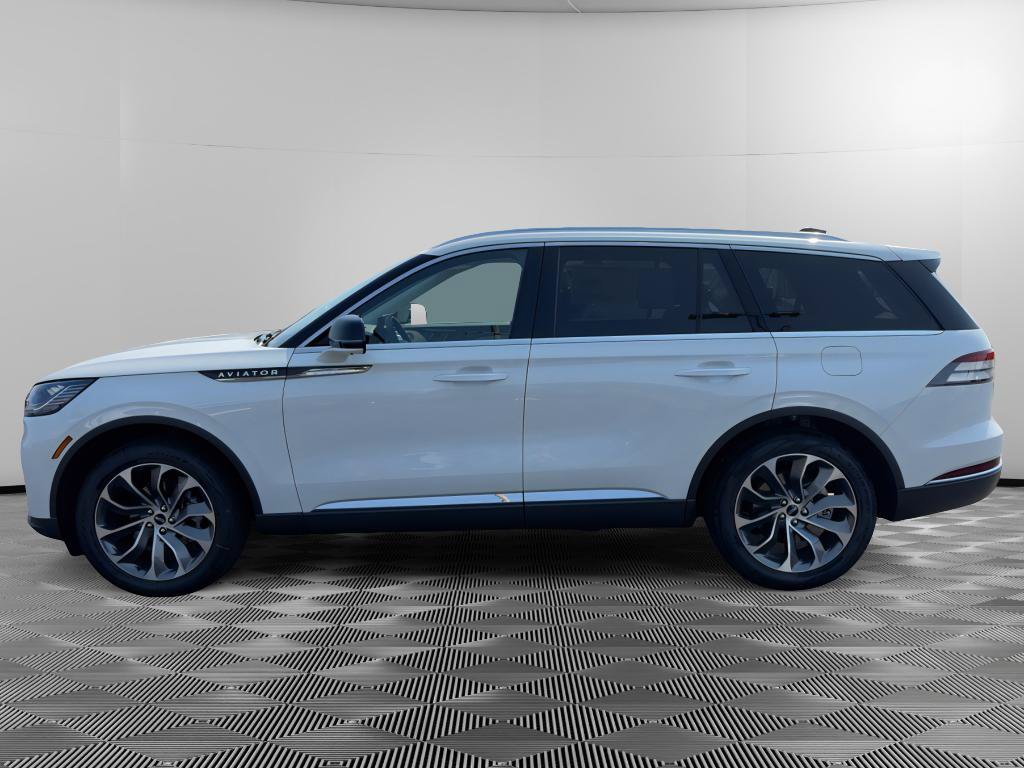 New 2026 Lincoln Aviator Reserve w/ Luxury Package AWD/4WD image 4
