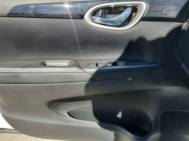 Used 2017 Nissan Sentra SV image 20
