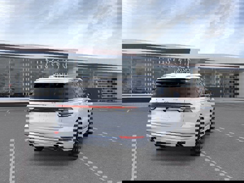 New 2026 Lincoln Aviator Black Label AWD/4WD image 8