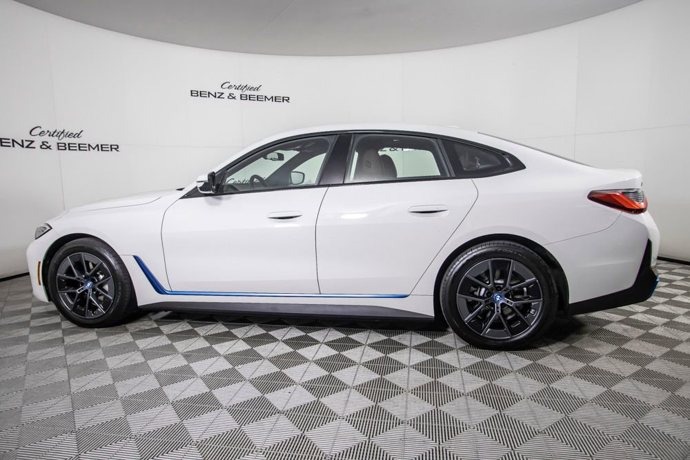 Used 2023 BMW i4 eDrive40 RWD image 9
