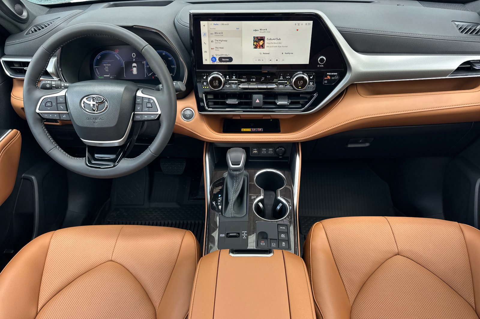 Certified 2026 Toyota Highlander Platinum AWD/4WD image 12