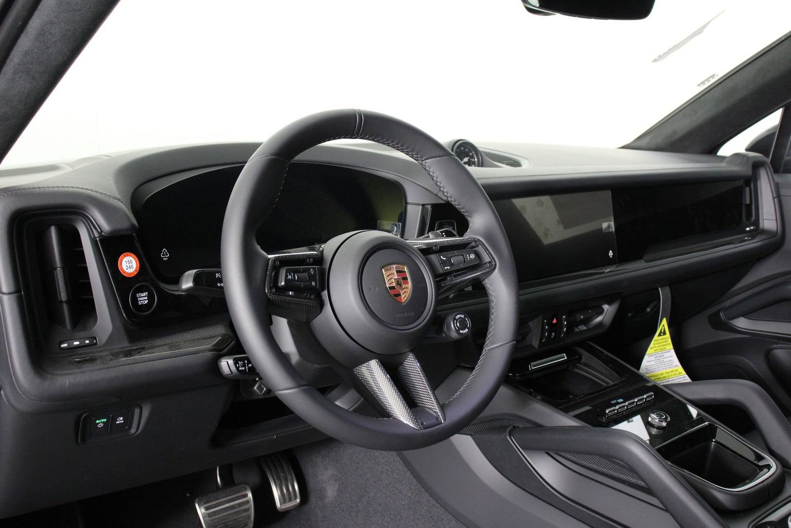 New 2026 Porsche Cayenne GTS image 4