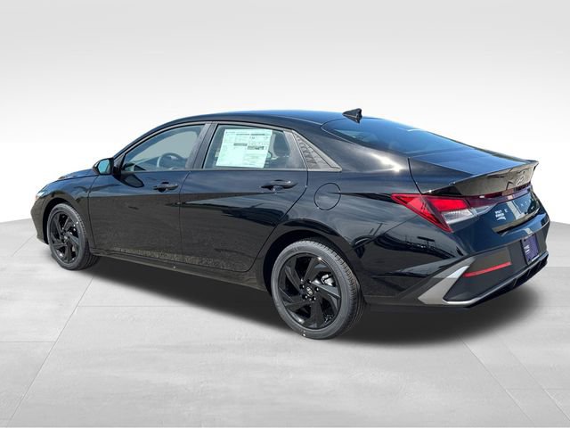 New 2026 Hyundai Elantra Sport FWD image 3