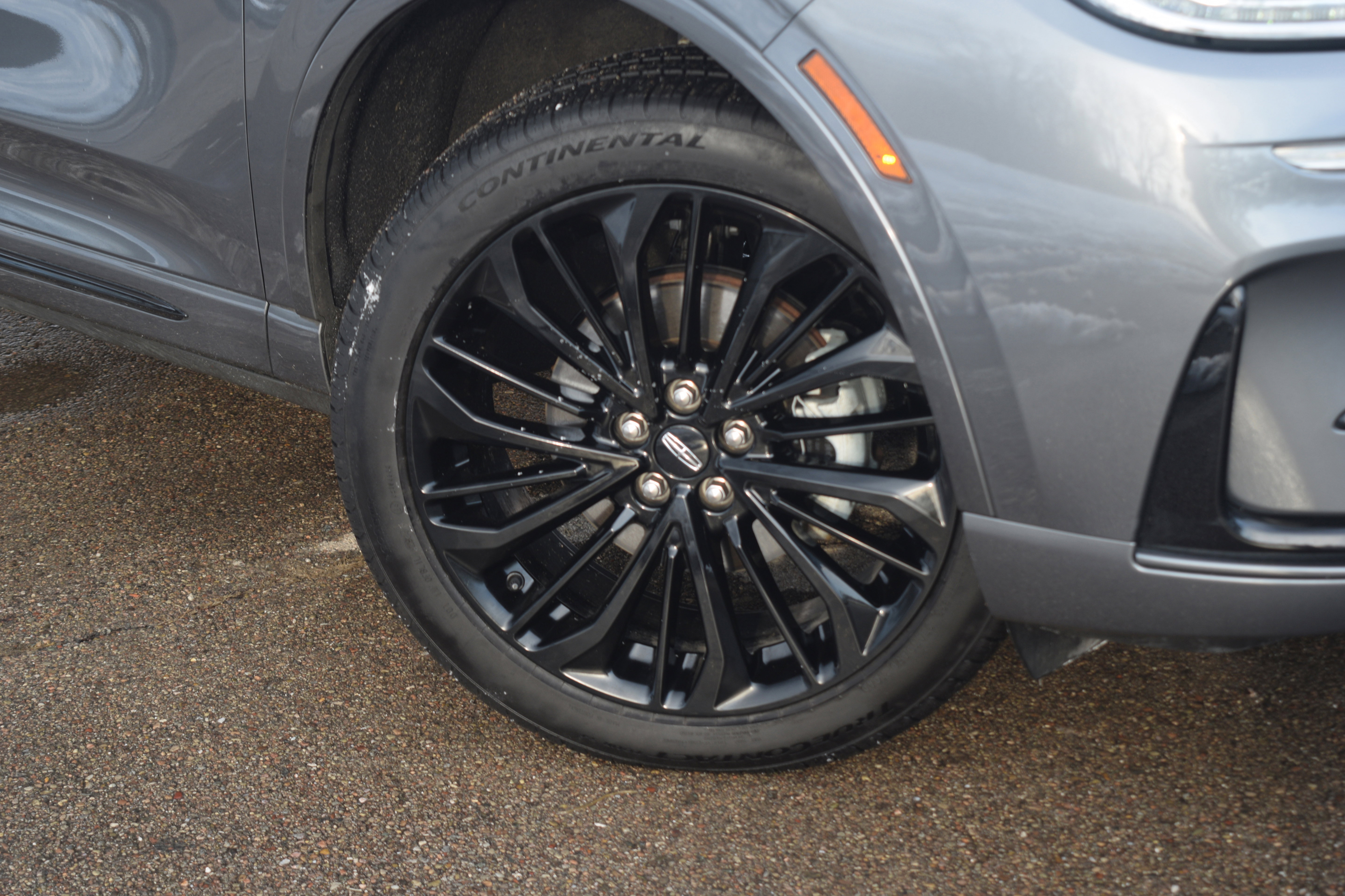 Used 2023 Lincoln Corsair Reserve w/ Jet Appearance Package image 28