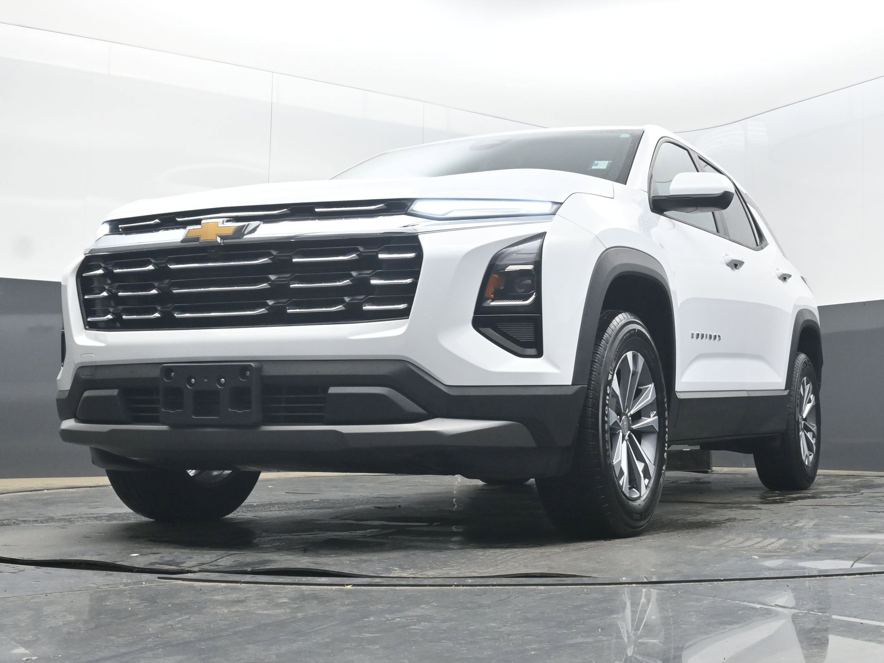 Used 2025 Chevrolet Equinox LT FWD image 26