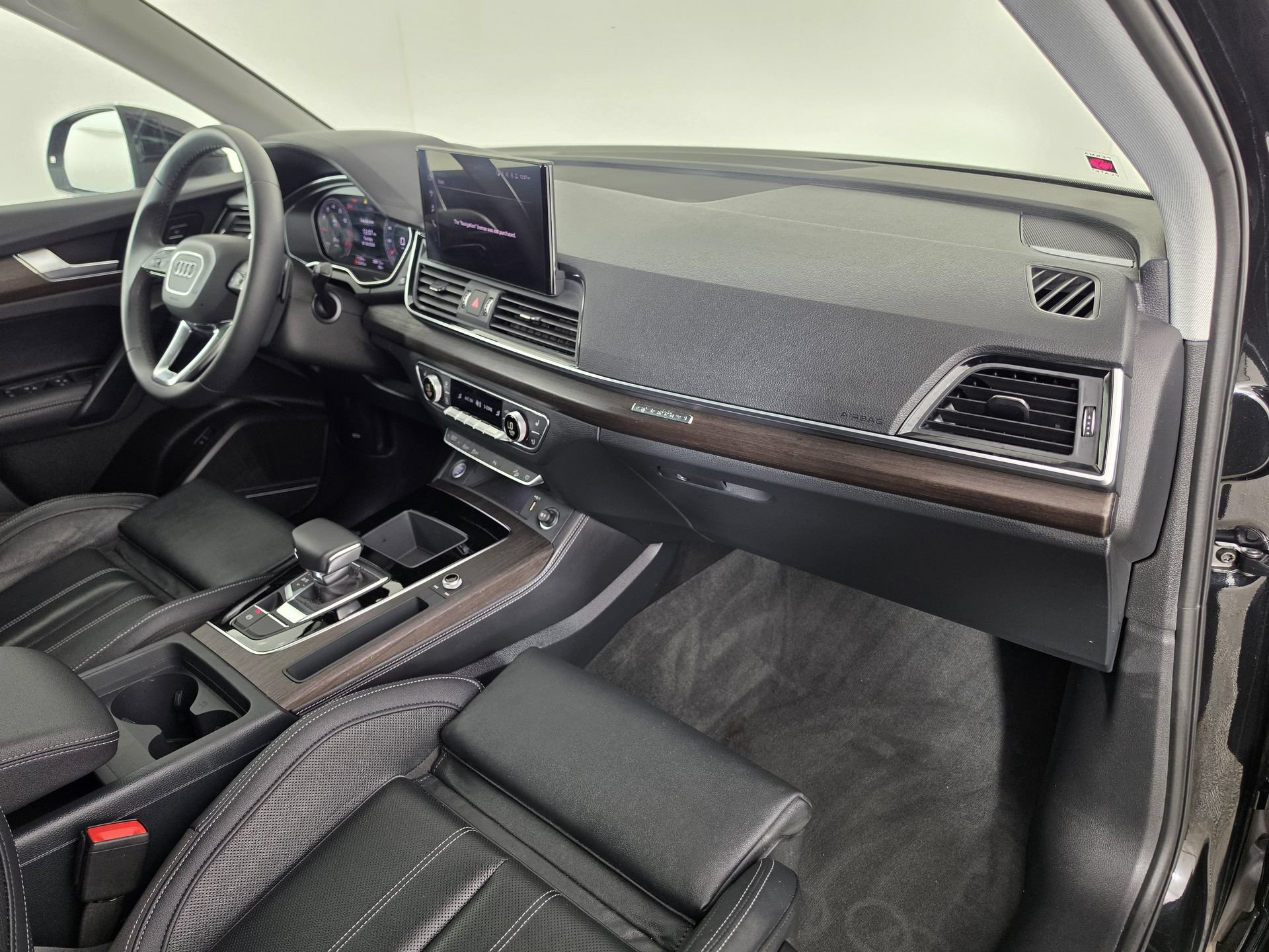 Certified 2024 Audi Q5 2.0T Premium Plus AWD/4WD image 47