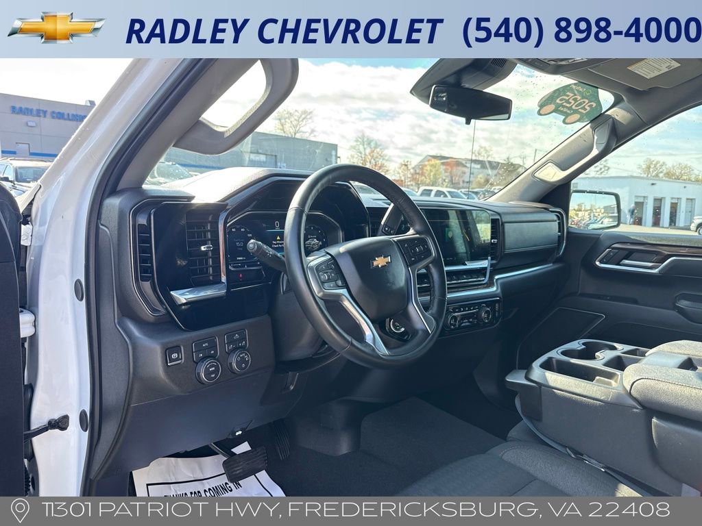 Certified 2025 Chevrolet Silverado 1500 LT AWD/4WD image 5