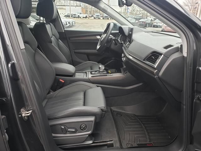 Used 2021 Audi Q5 Prestige w/ Prestige Package image 17