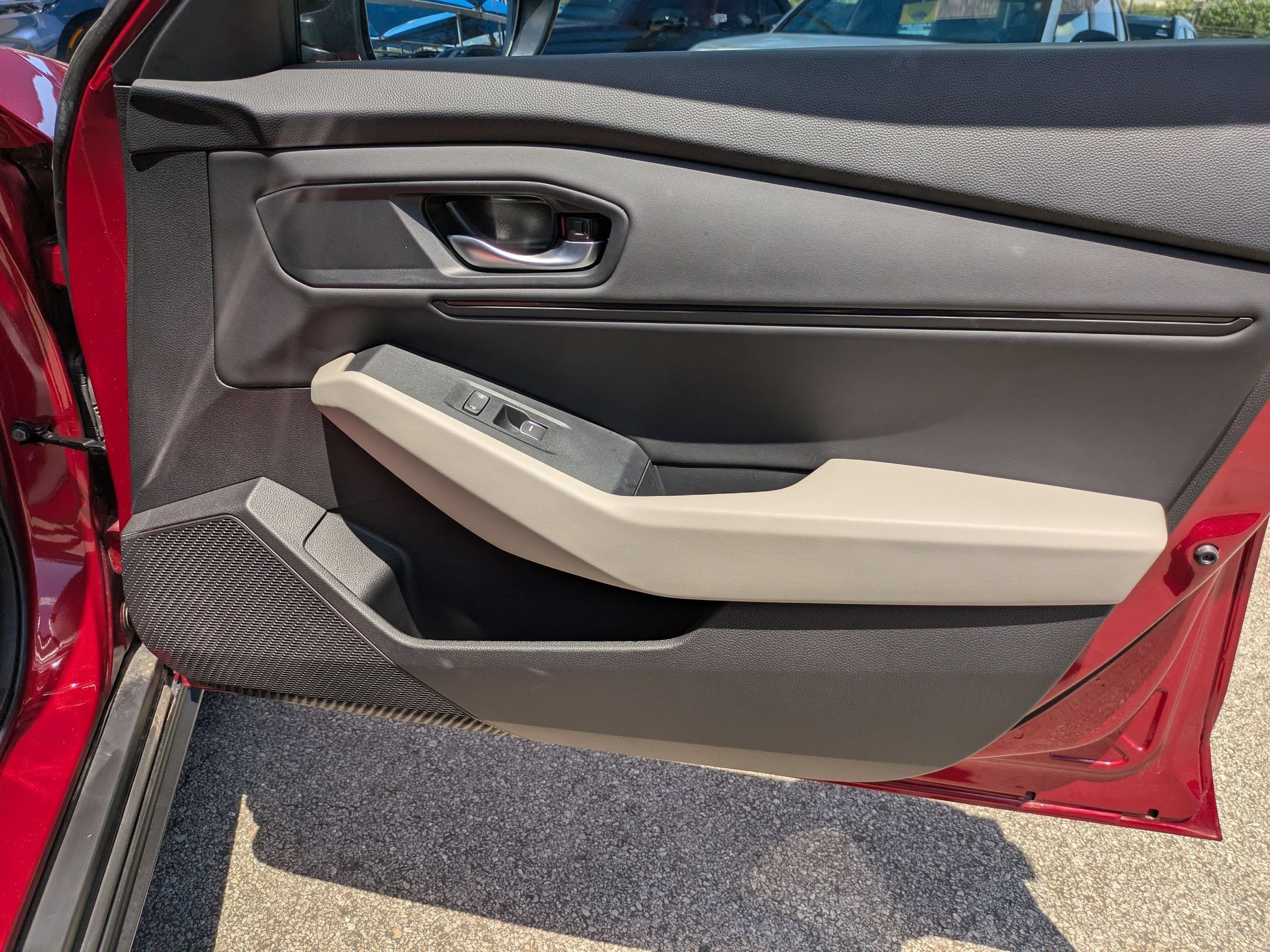 Certified 2025 Honda Accord SE image 30