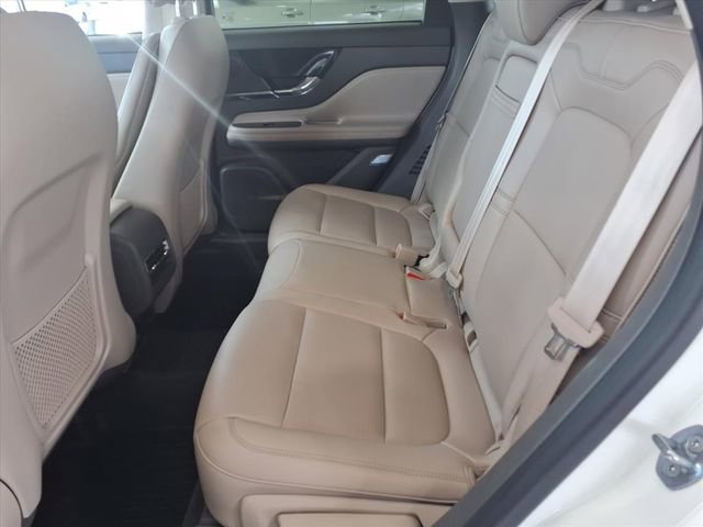 Certified 2024 Lincoln Corsair AWD w/ Equipment Group 101A image 8