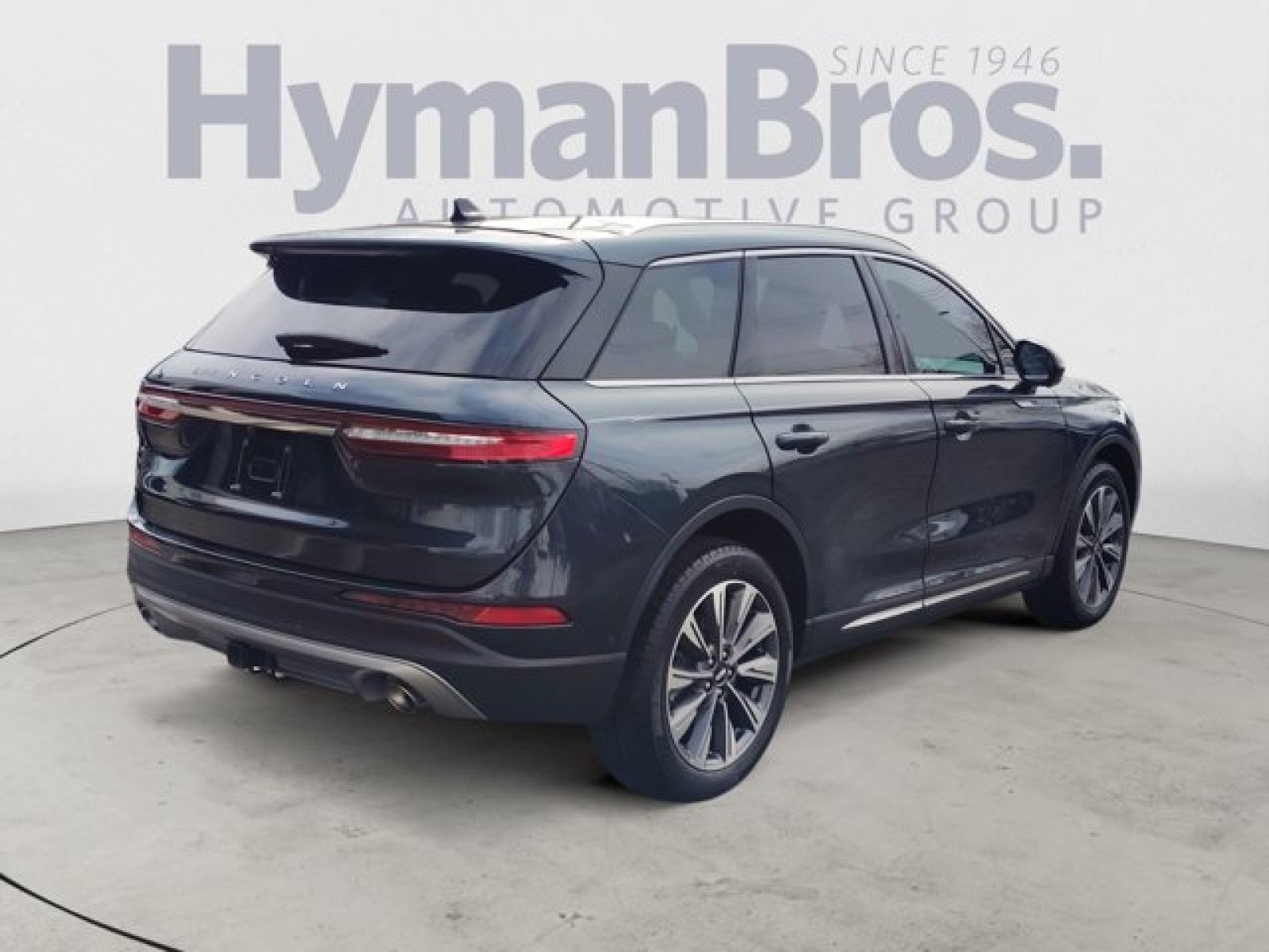Used 2022 Lincoln Corsair Reserve w/ Equipment Group 201A AWD/4WD image 3