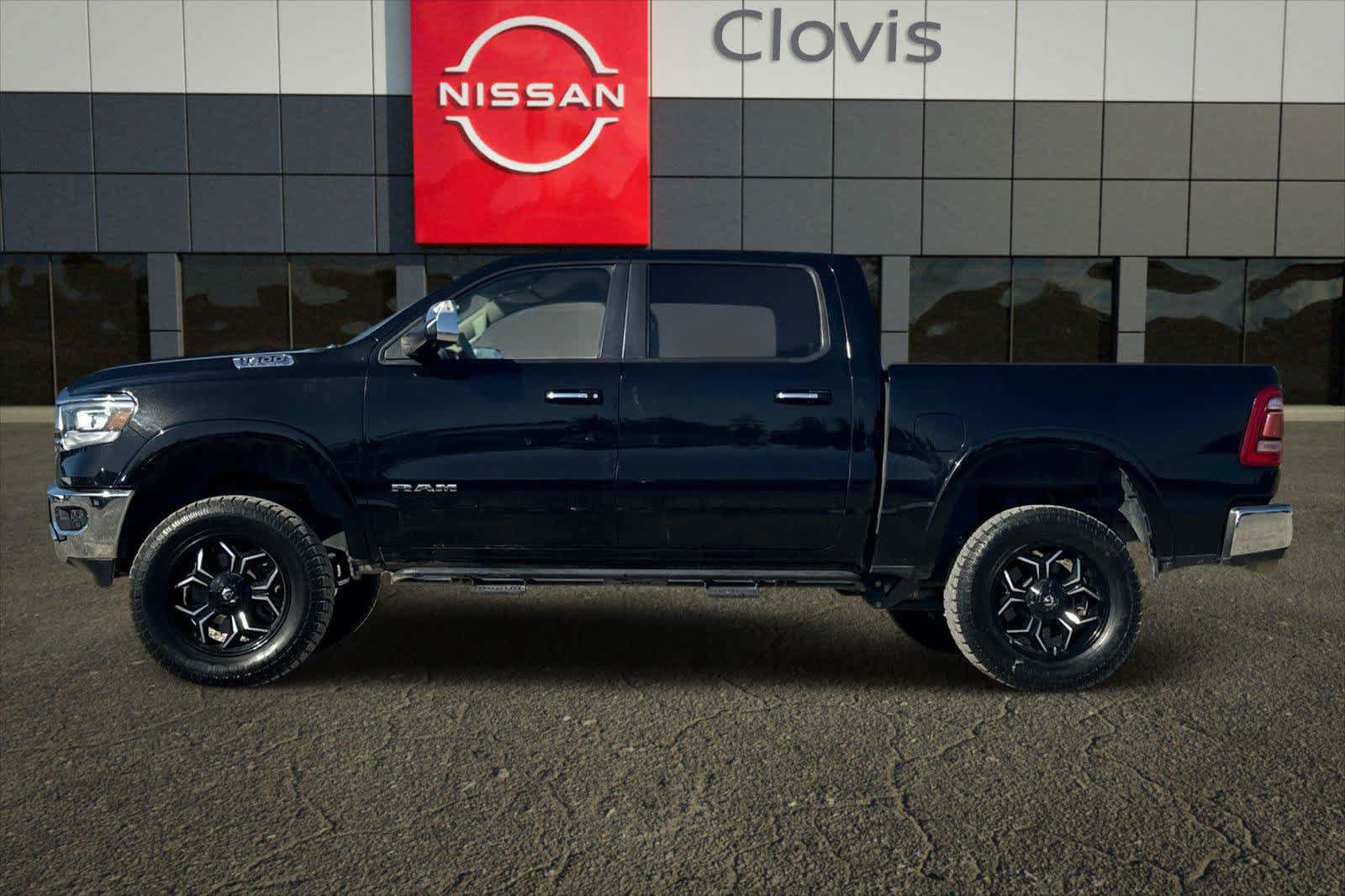 Used 2019 RAM 1500 Laramie AWD/4WD image 5