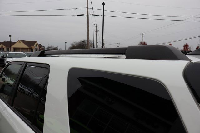 Used 2021 Toyota 4Runner Venture w/ Moonroof Package image 31