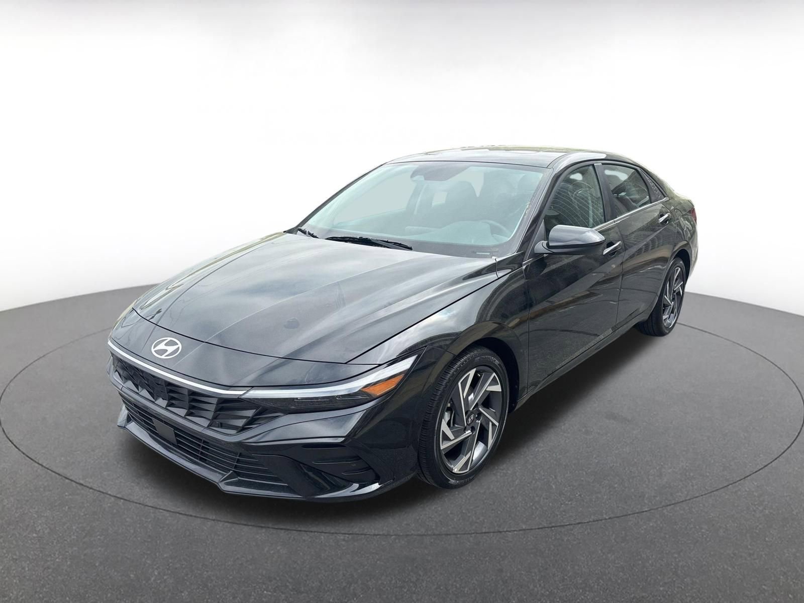 Used 2025 Hyundai Elantra SEL image 7