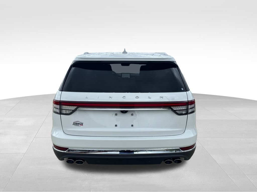 Used 2022 Lincoln Aviator Reserve w/ Equipment Group 201A AWD/4WD image 8