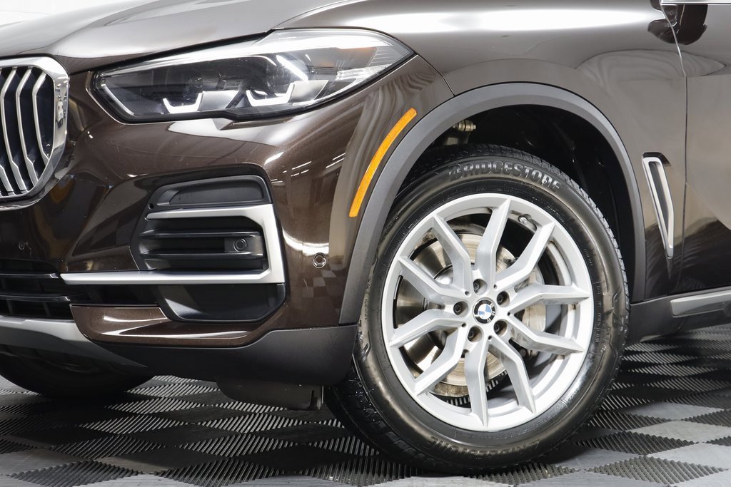 Certified 2023 BMW X5 xDrive40i w/ Premium Package image 3