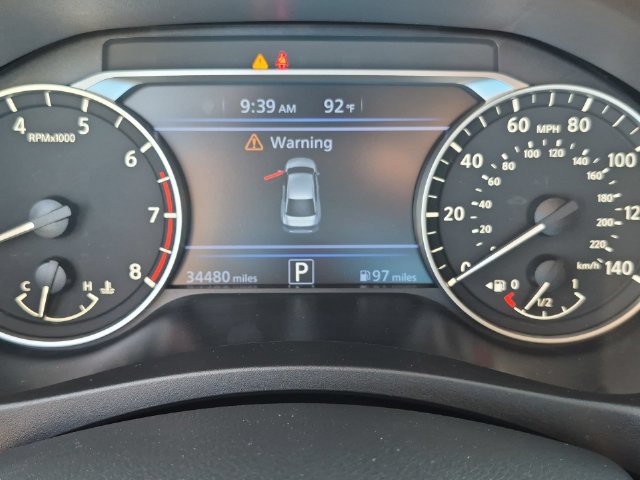 Used 2025 Nissan Altima 2.5 SR FWD image 15