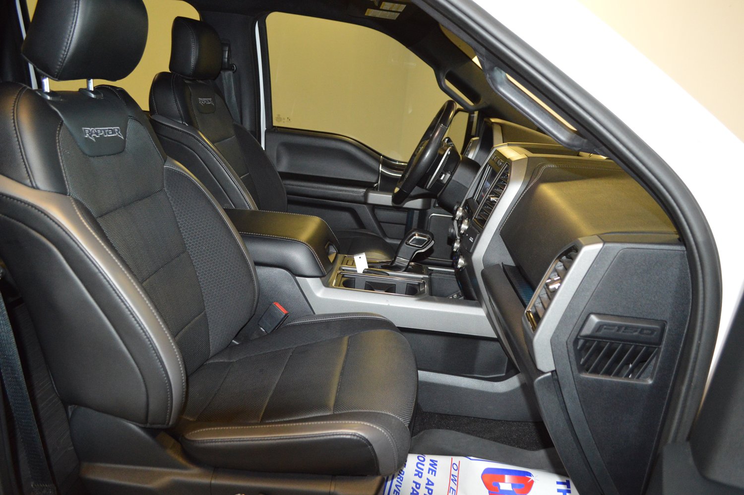 Used 2020 Ford F150 Raptor w/ Equipment Group 802A Luxury AWD/4WD image 11