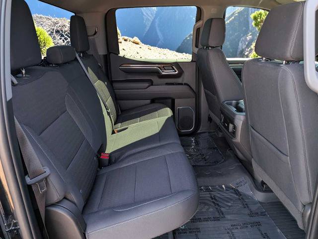Used 2022 Chevrolet Silverado 1500 LT Trail Boss AWD/4WD image 18