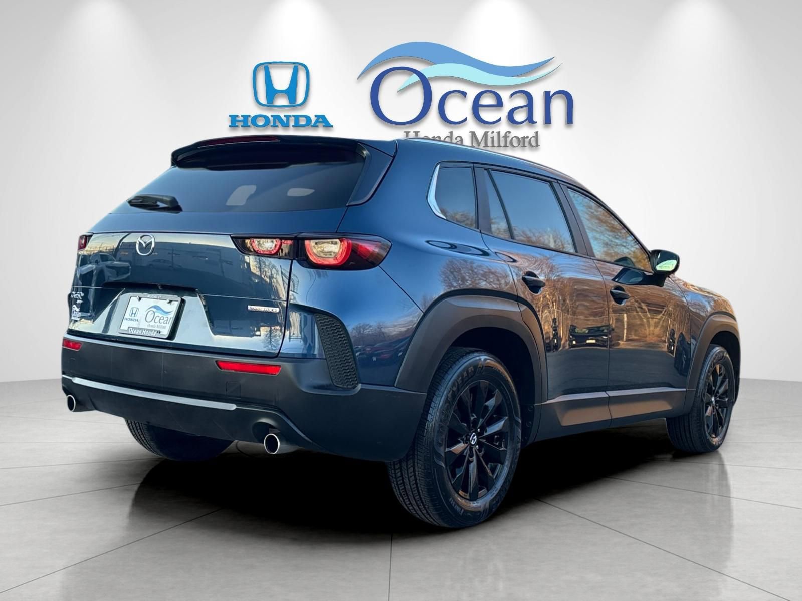 Used 2025 MAZDA CX-50 AWD 2.5 S w/ Premium Package image 3