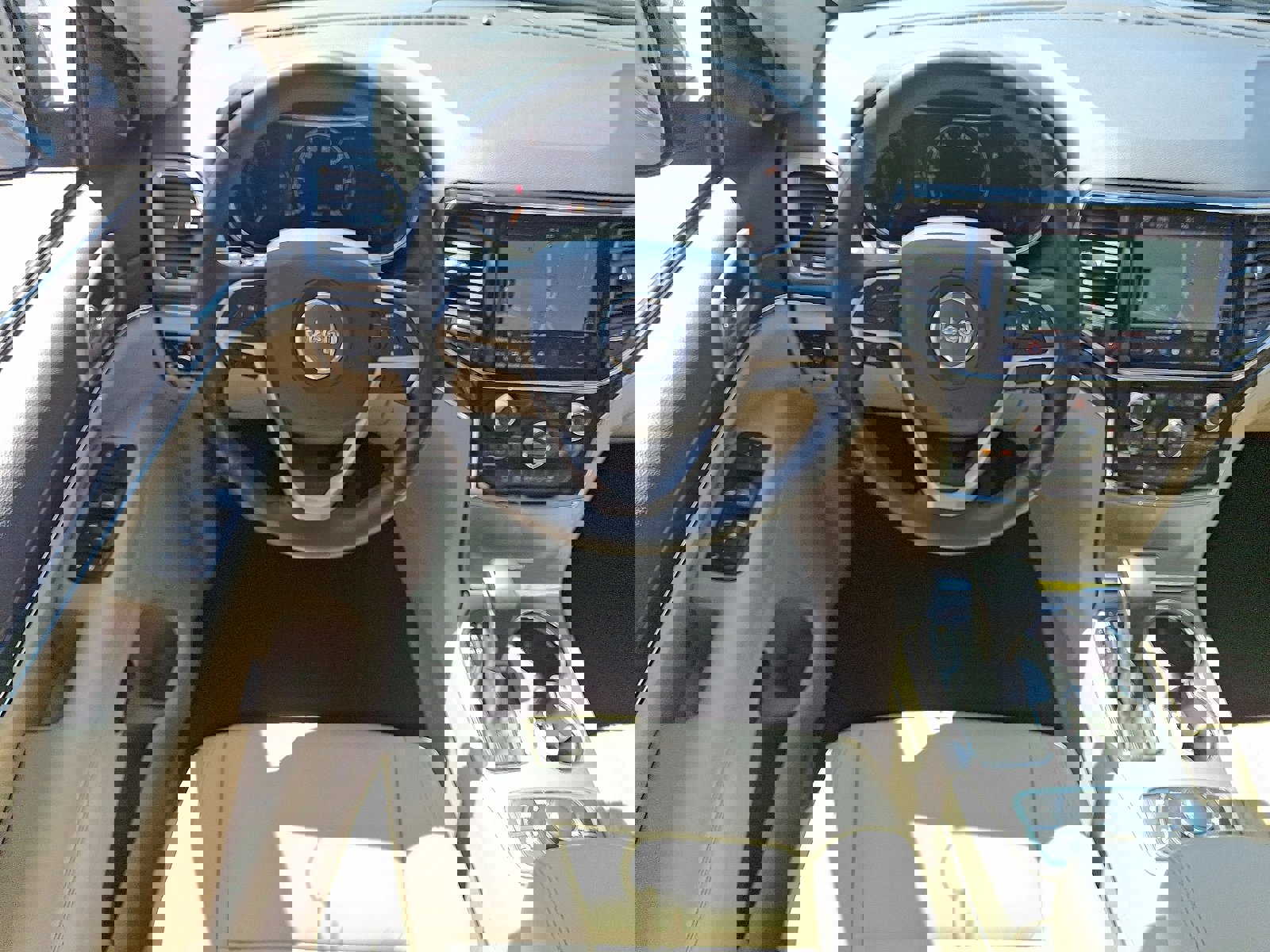 Used 2020 Jeep Grand Cherokee Limited w/ Trailer Tow Group IV image 11