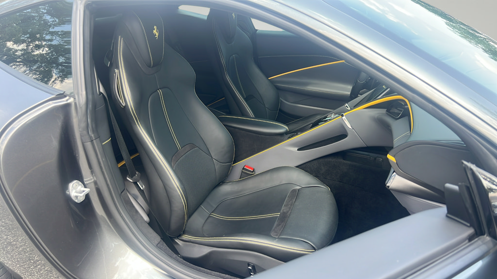 Used 2023 Ferrari Roma RWD image 22