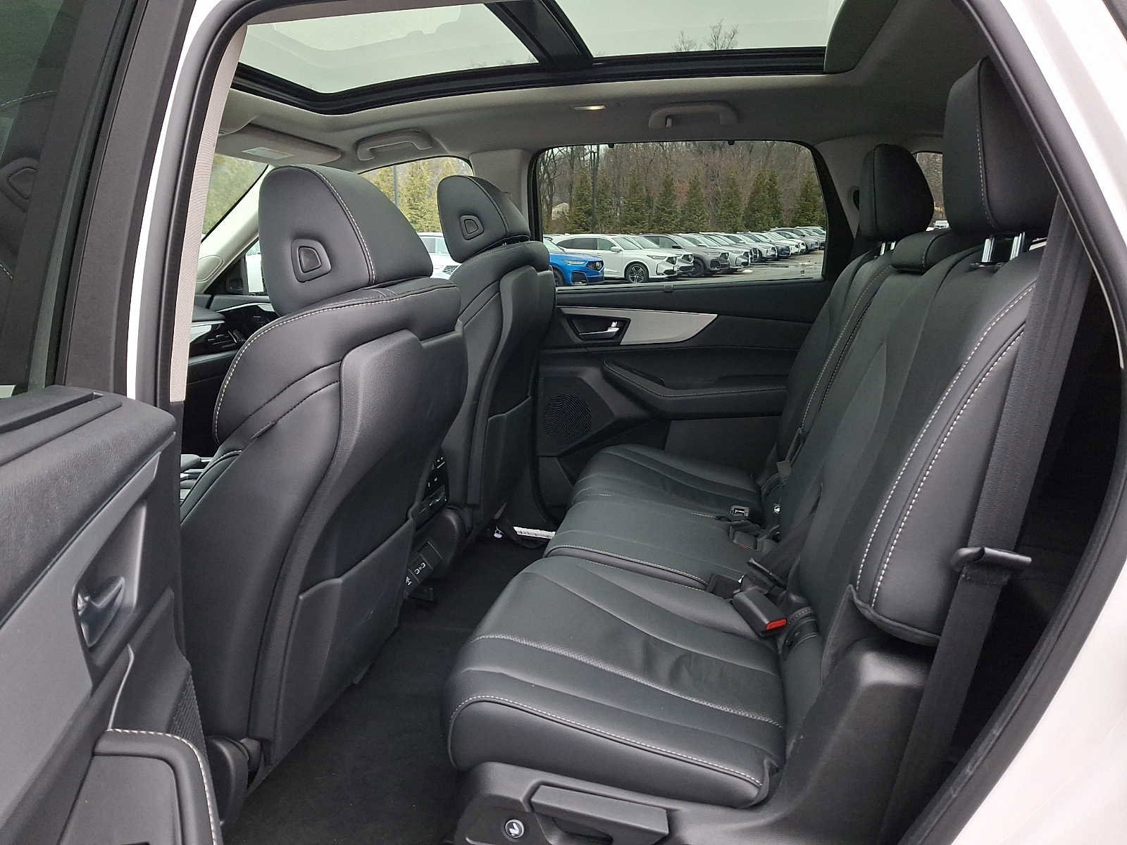 Certified 2023 Acura MDX SH-AWD w/ Technology Package image 10