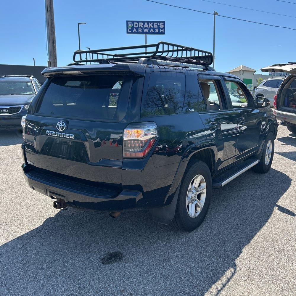 Used 2019 Toyota 4Runner SR5 Premium AWD/4WD image 3
