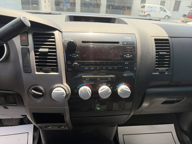 Used 2012 Toyota Tundra 4x4 Double Cab w/ Tow Pkg image 29