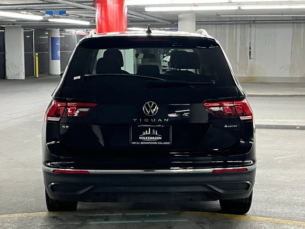 Used 2022 Volkswagen Tiguan SE w/ Panoramic Sunroof Package image 34