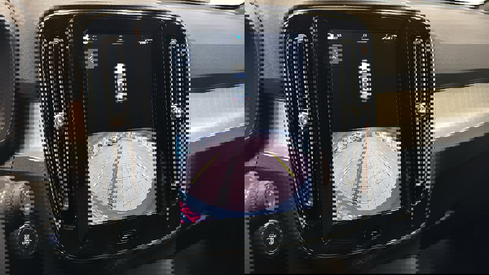 Used 2026 Volvo XC40 B5 Core w/ Climate Package image 18