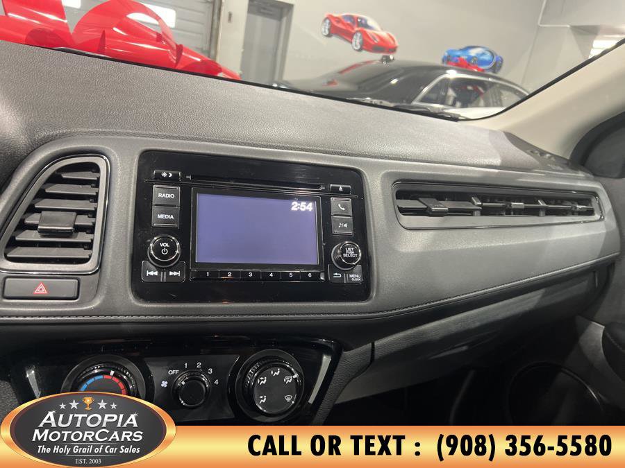 Used 2021 Honda HR-V LX image 24